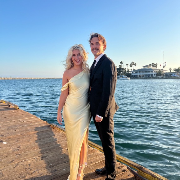 Runaway the Label Gia Asymmetrical Maxi Drew- Lemon - Picture 6 of 6